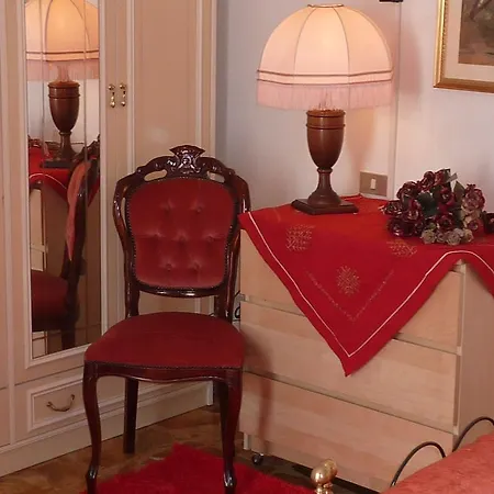Primettahouse 3* San Gimignano