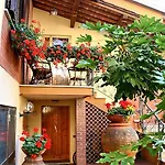 Primettahouse 3* Σαν Τζιμινιάνο